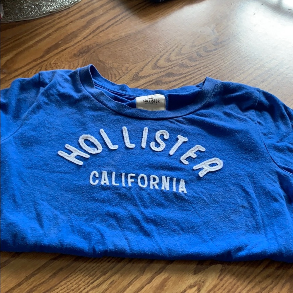 Hollister T-shirt